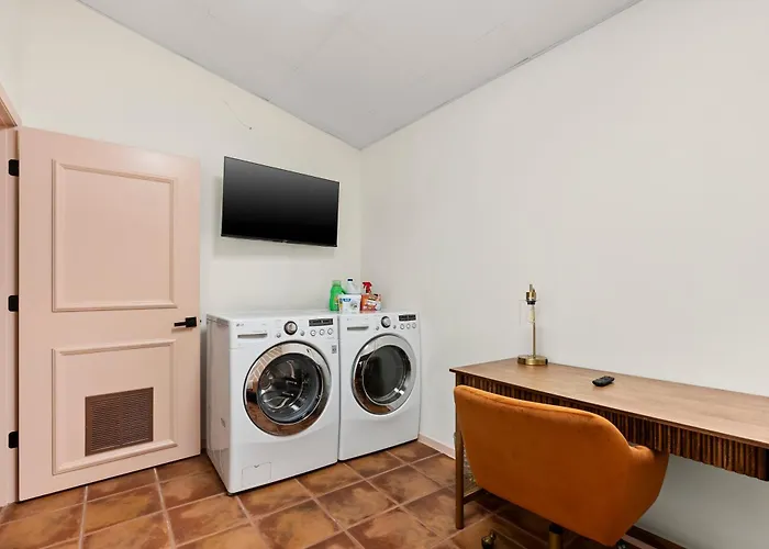 Spacious House In Roundrock * Round Rock