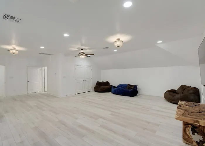 Spacious House In Roundrock *