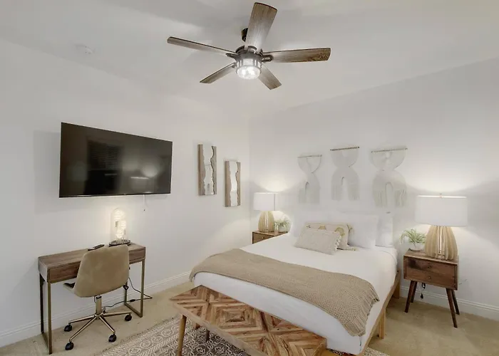 Spacious House In Roundrock