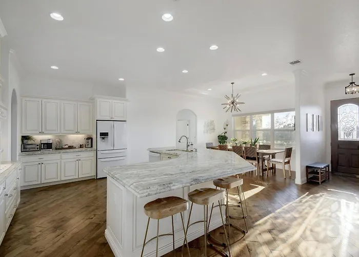 Spacious House In Roundrock Round Rock
