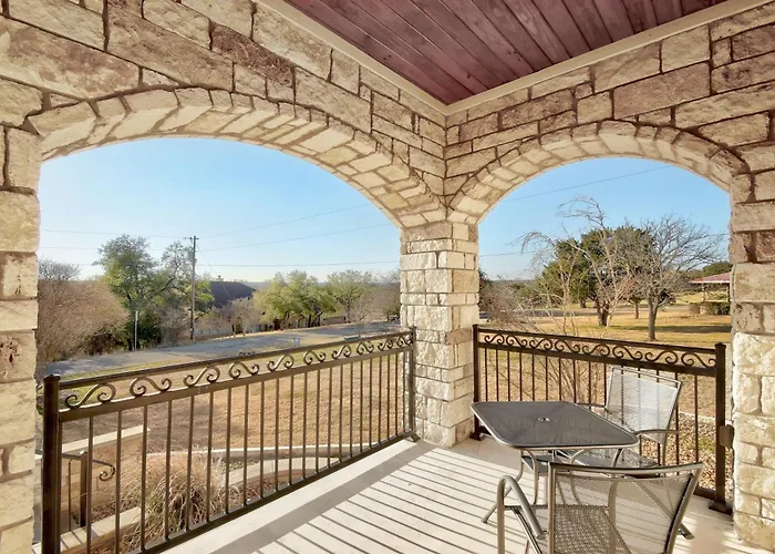 Spacious House In Roundrock Holiday home Round Rock